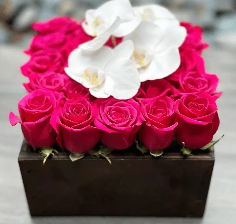 10 Unique Small Bouquet of Flowers for Wedding Inspirations - Petal Relations LA