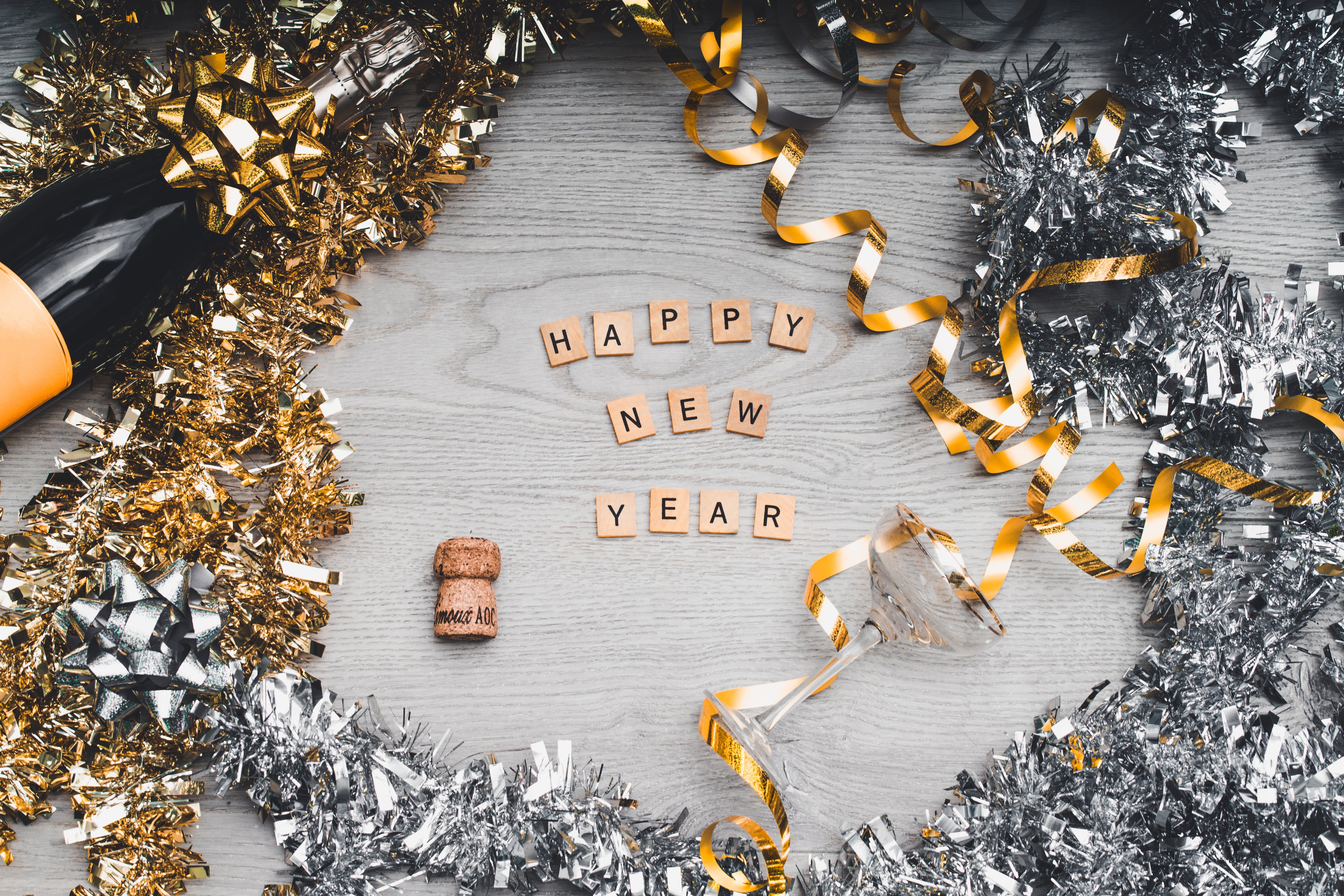 Ring in the New Year with Fresh, Festive Flowers