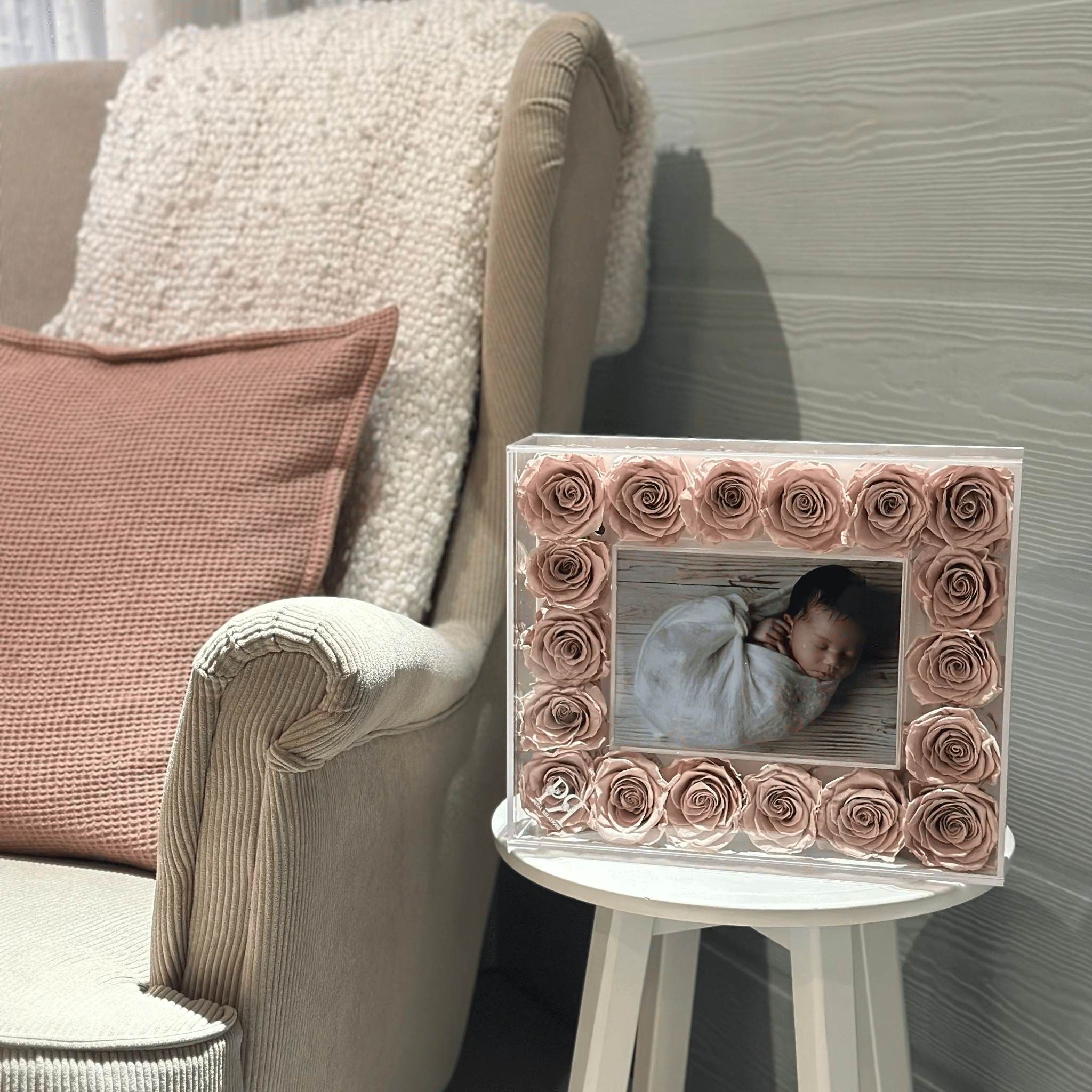 Standard Forever Petal Frame - Petal Relations LA