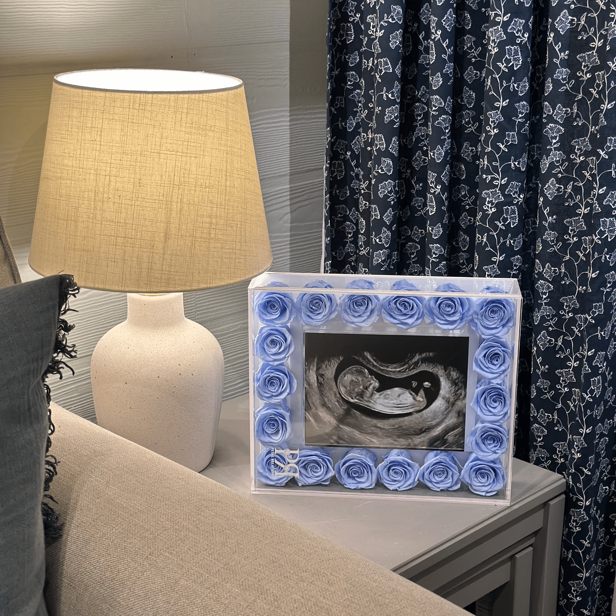 Standard Forever Petal Frame - Petal Relations LA